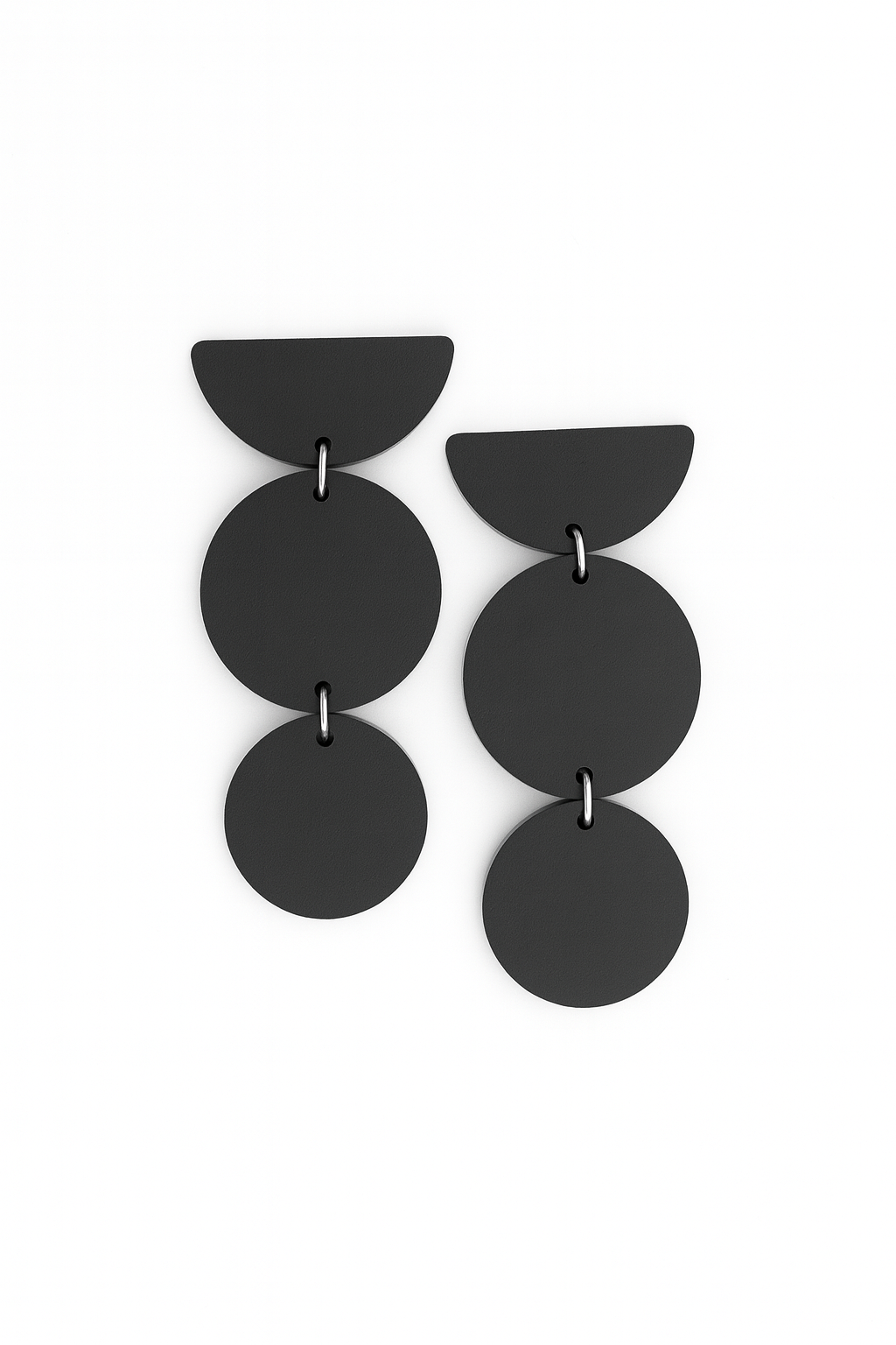 Acrylic Teardrops: Geometric Black